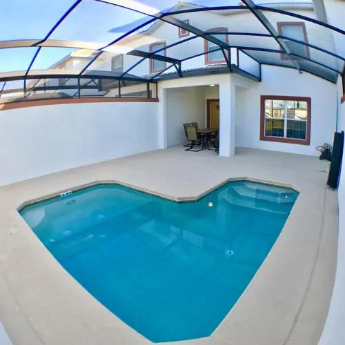 Four Bedrooms Home with Pool 3109