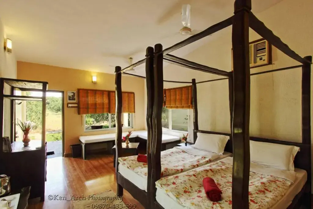 The Lodge Gir