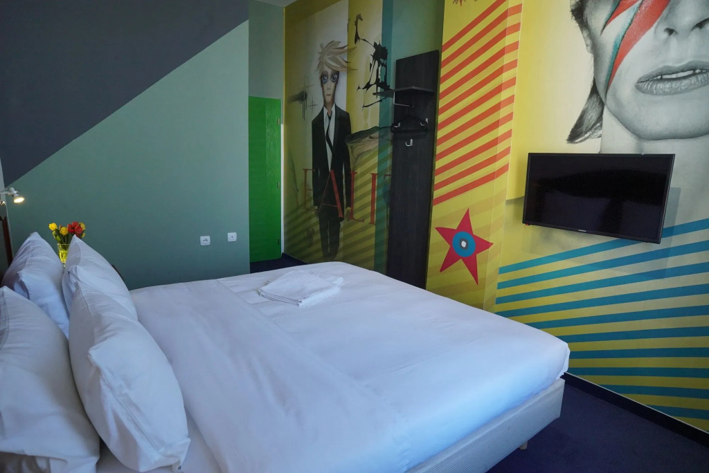 Hostel Log Inn
