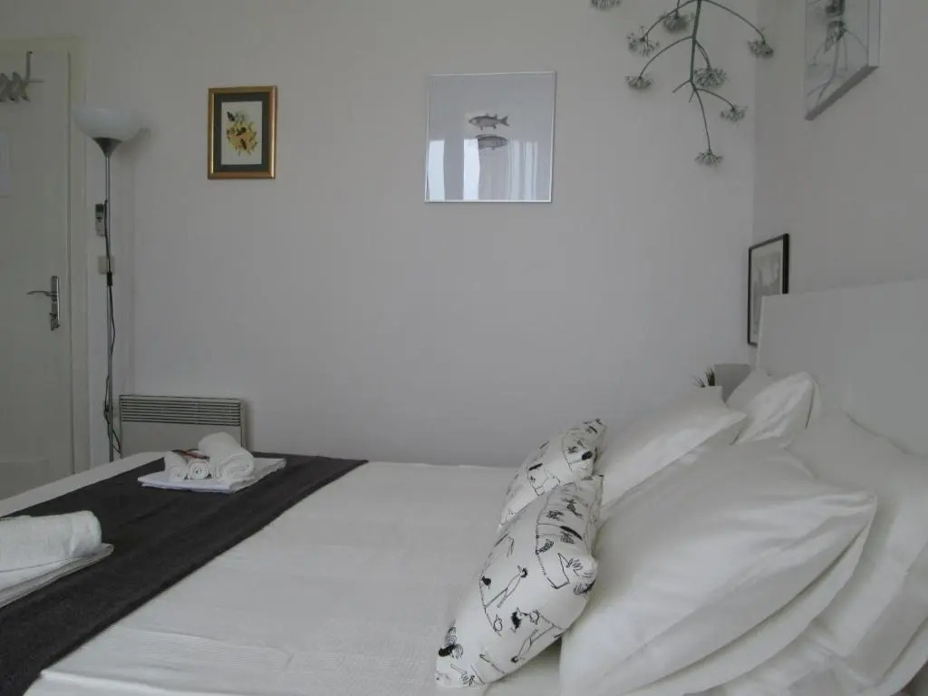 St. Lazarus Room