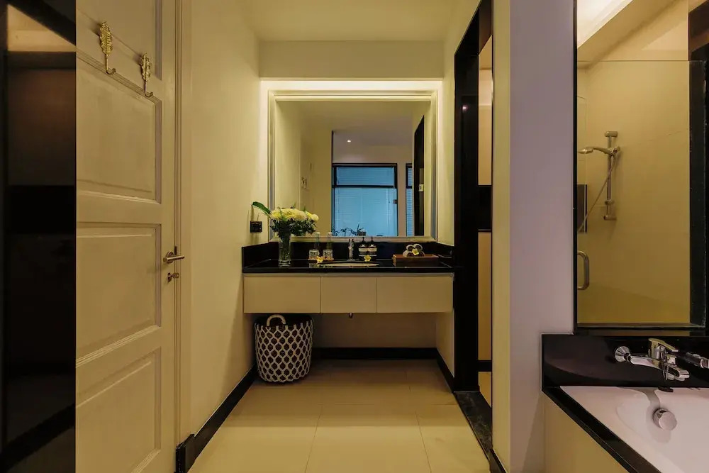 Sophisticated Luxe Martini 1 - 1BR Villa