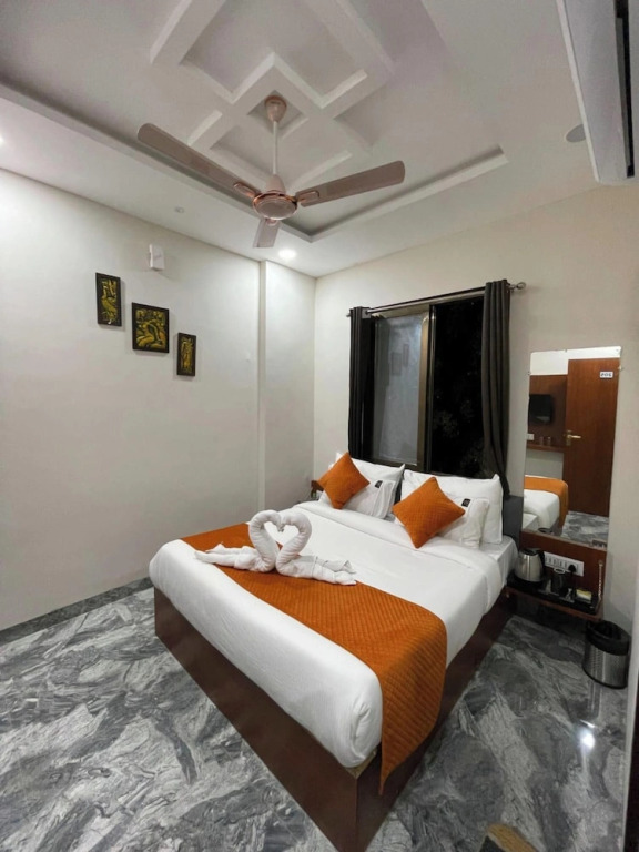 P2 Hotel