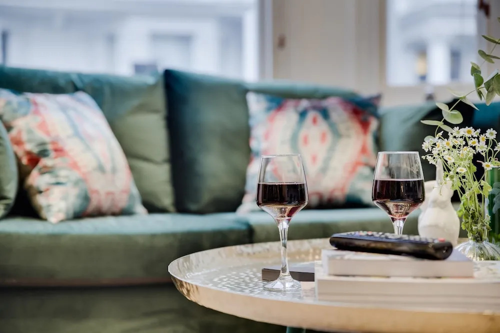 The Gloucester Road Escape - Bright & Central 1BDR Apartment