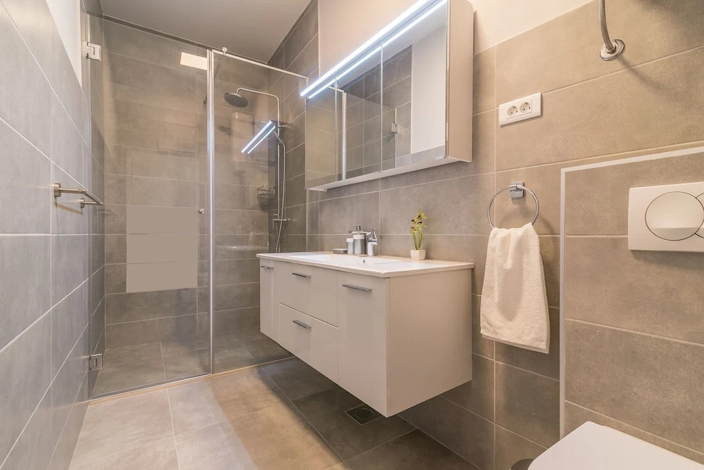 Luxurious Suites Elegance