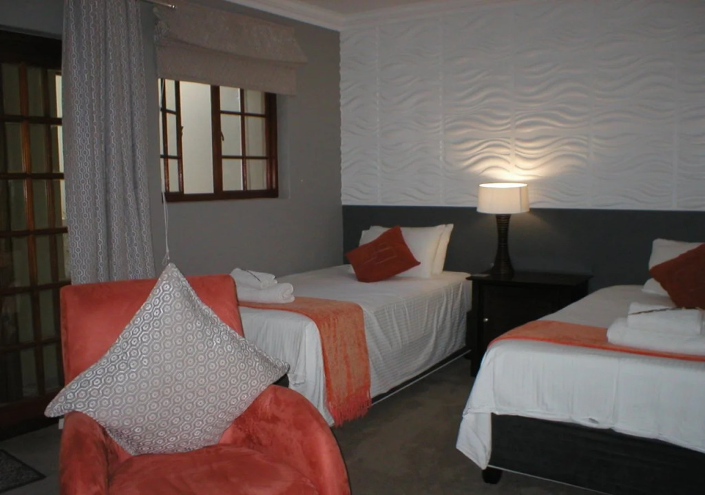 Shangani Lodge