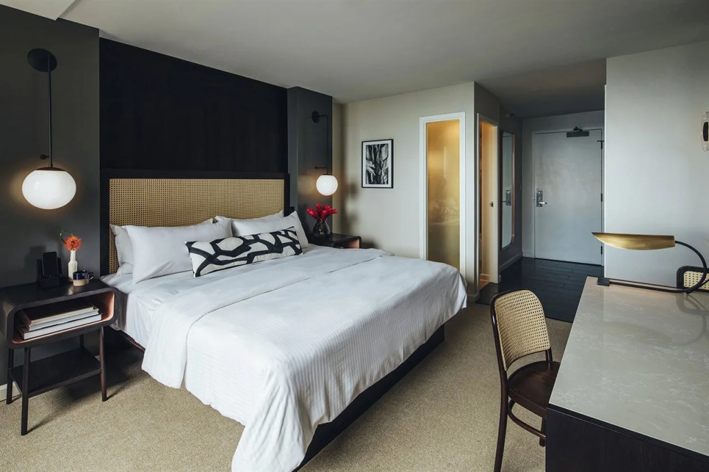 Hotel Renew