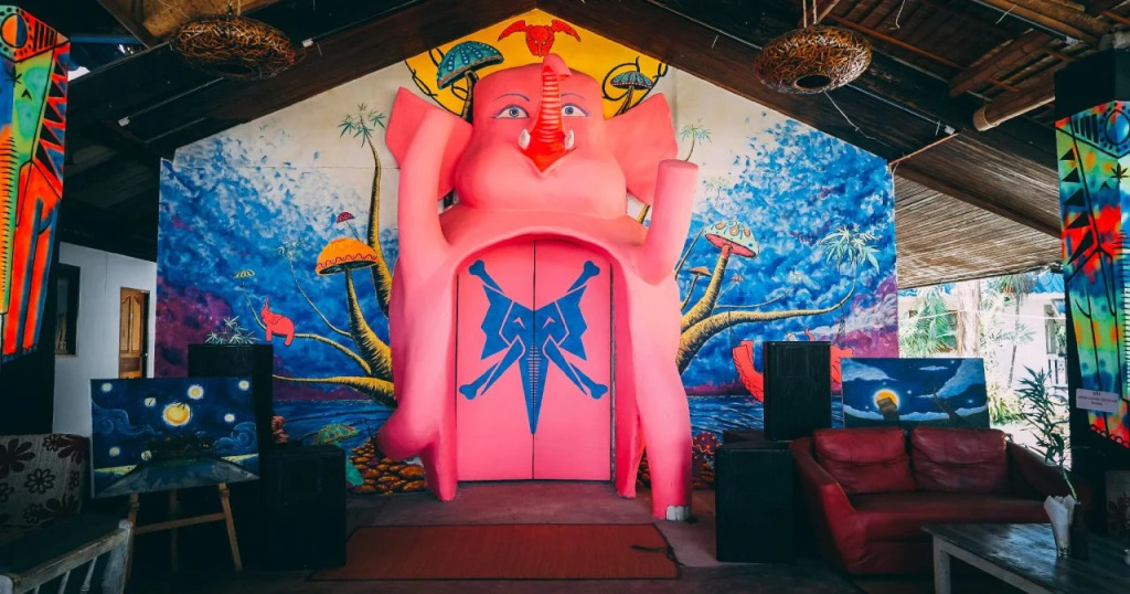 Dancing Elephant Beach Club - Hostel