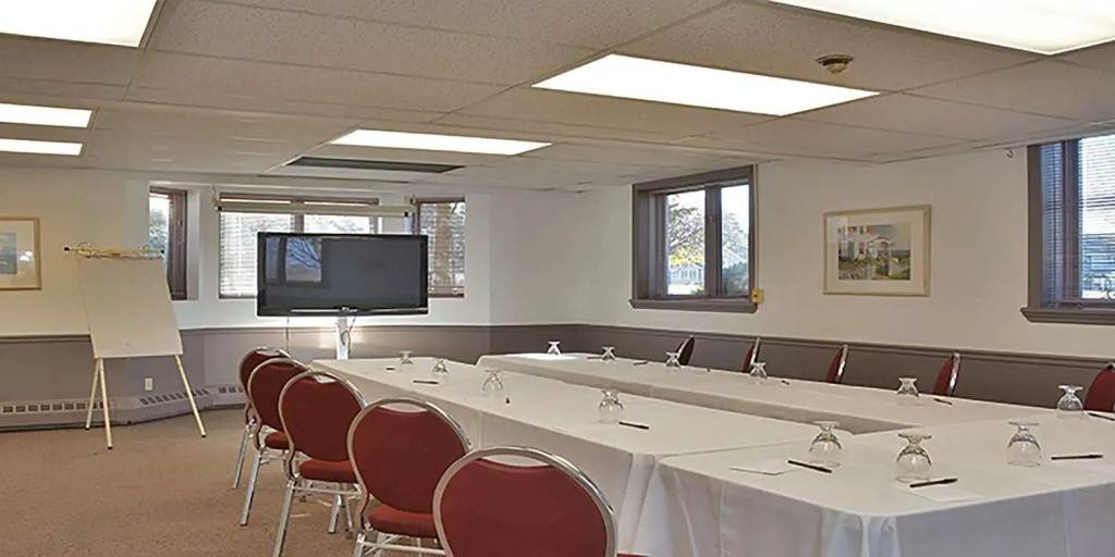 Isaiah Tubbs Resort & Conference Centre