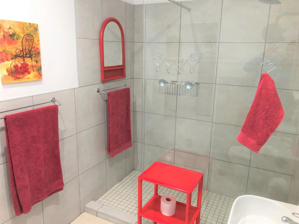 Baylight Accommodation 3 Selfcatering 1 bedroom apartment sleeps 4