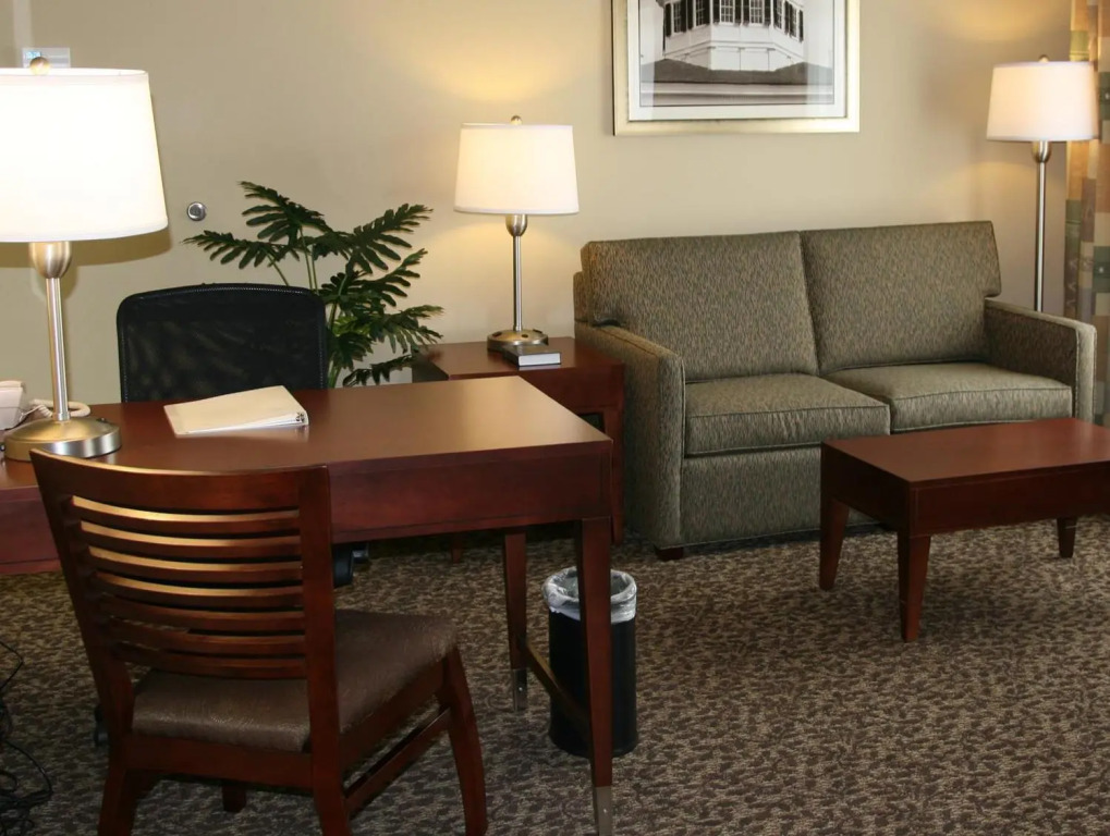 Hampton Inn & Suites West Point
