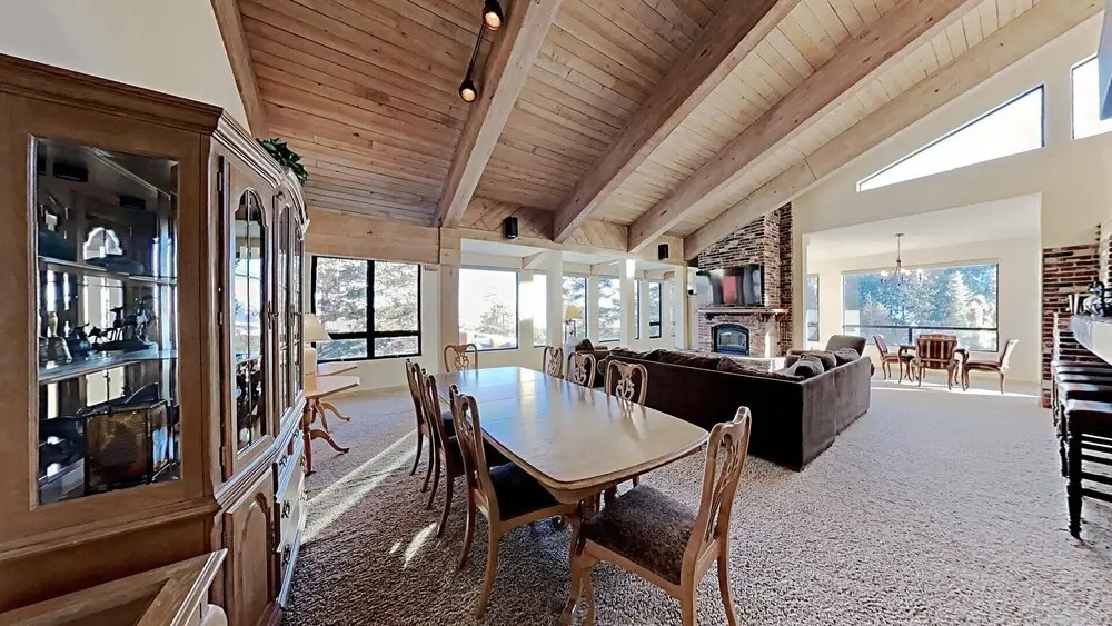 410 4 Bedroom Condo