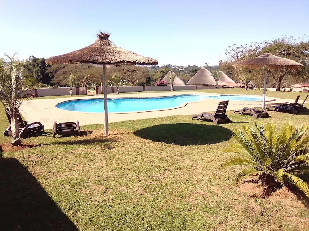 Noma Nini Lodge And Restaurant