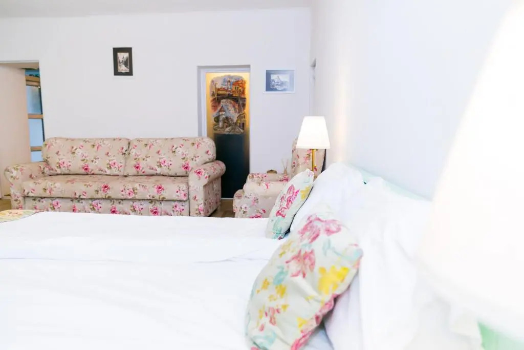 Tischler Apartment & Studio