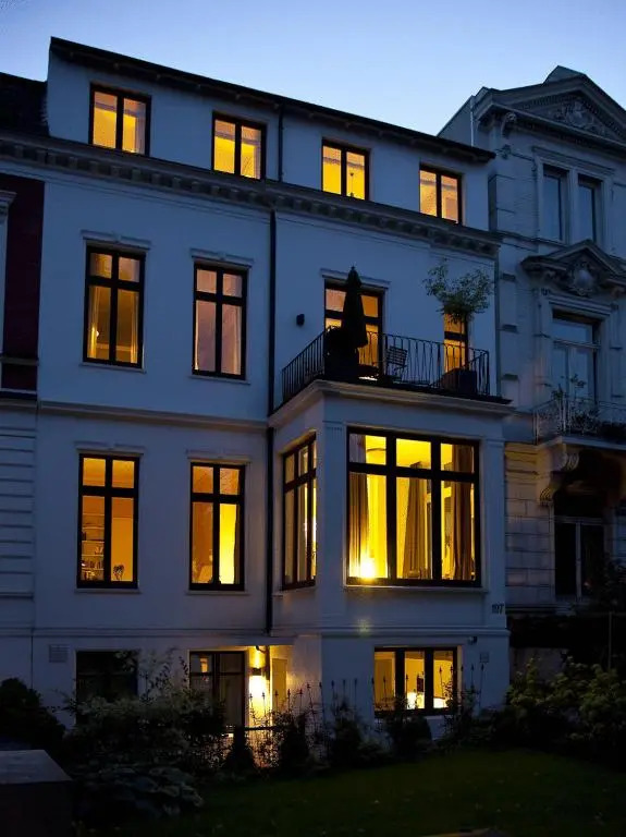 von Deska Townhouses - White House