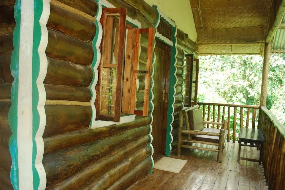 Ruhondeza Lodge