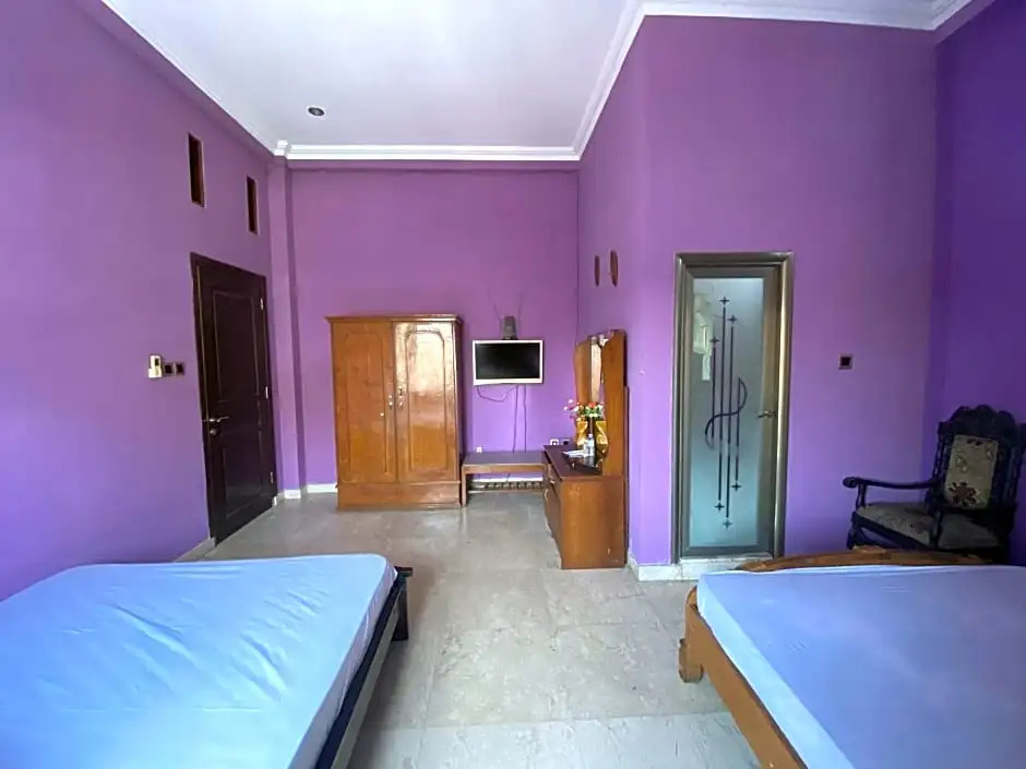KoolKost Syariah near Plaza Marina (Minimum Stay 6 Nights)