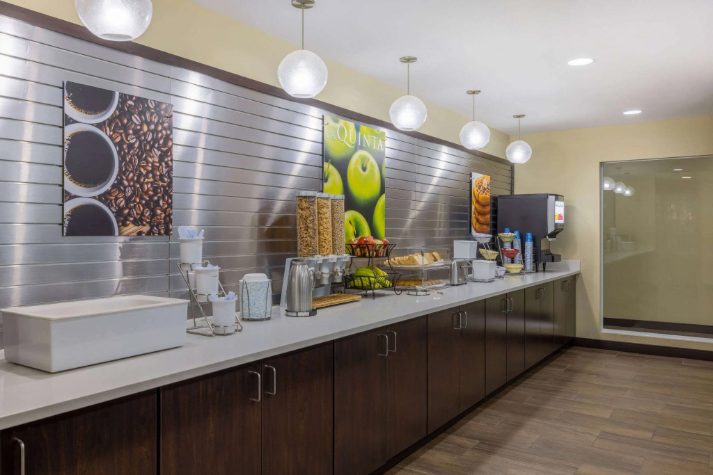 La Quinta by Wyndham Artesia
