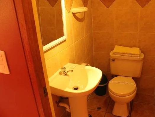 Hostal Milano Surco