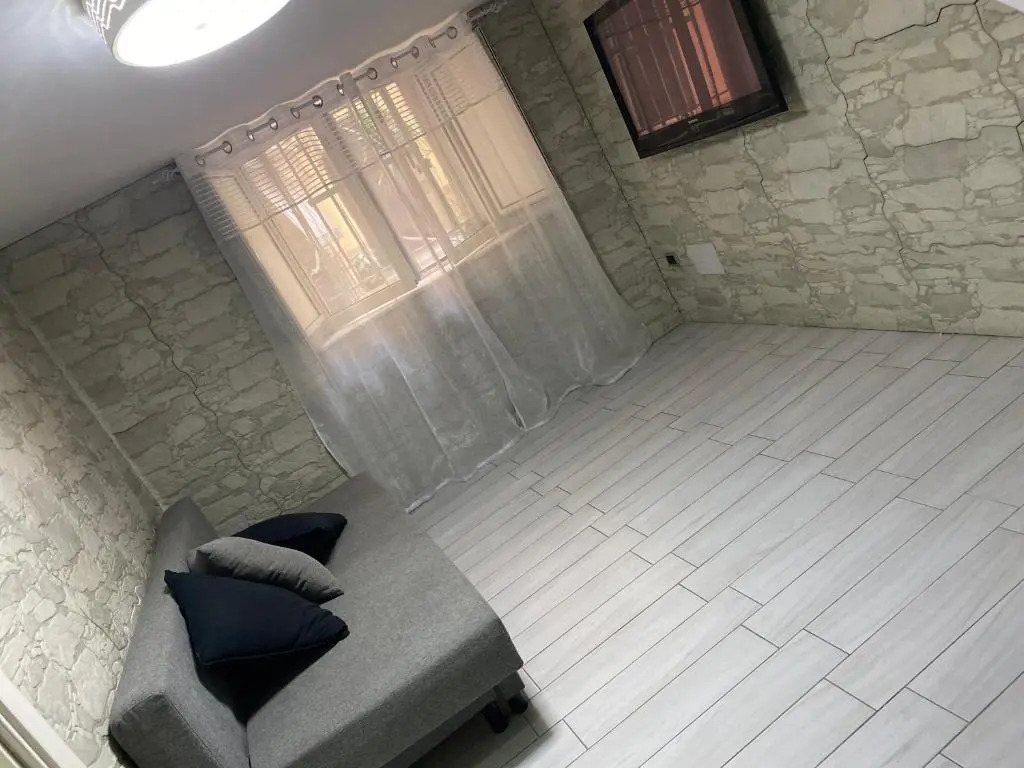 house aurora