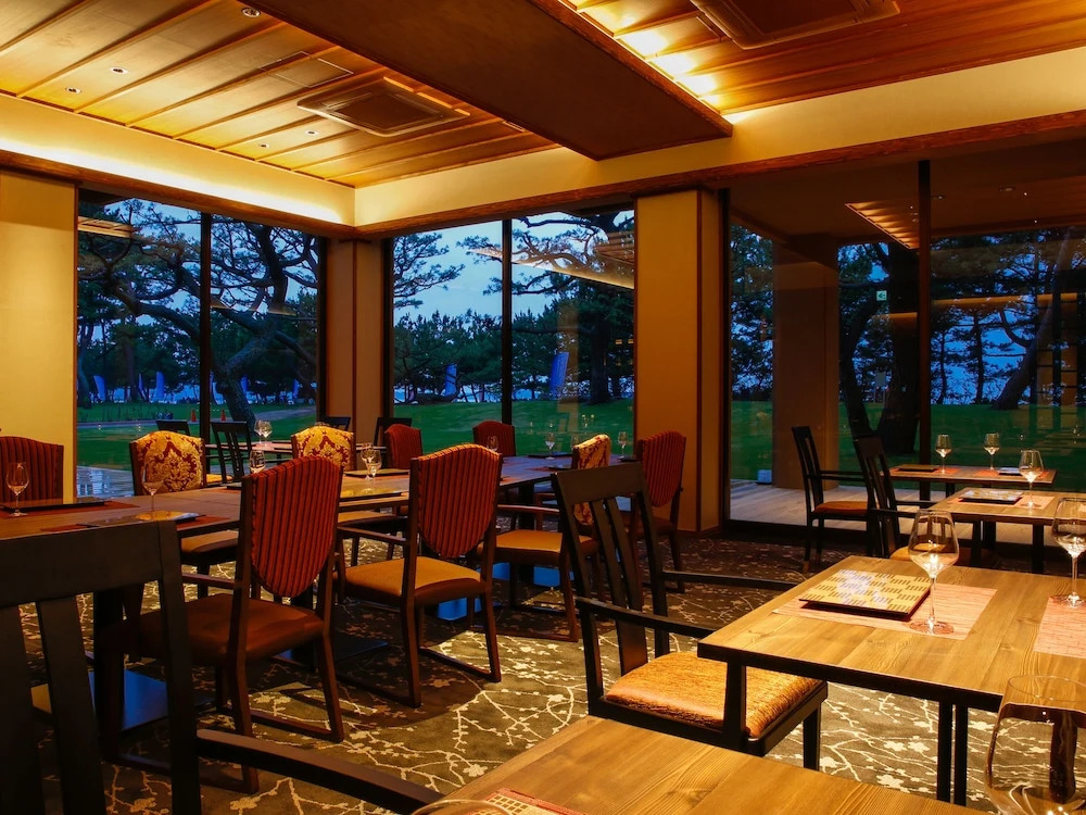 Awaji Hamarikyu Takumi