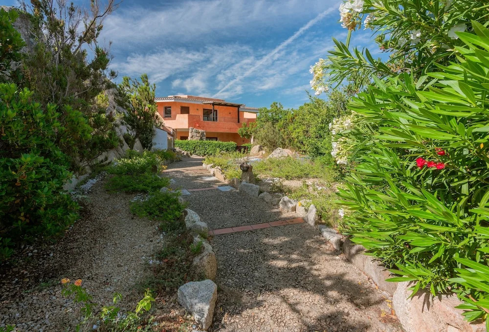 The Tranquil Palau Green Village 1 Bedroom sleeps 4 and child