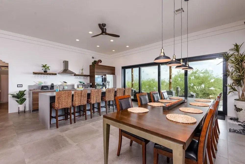 Casa Serenity 4 Bedroom Home by RedAwning