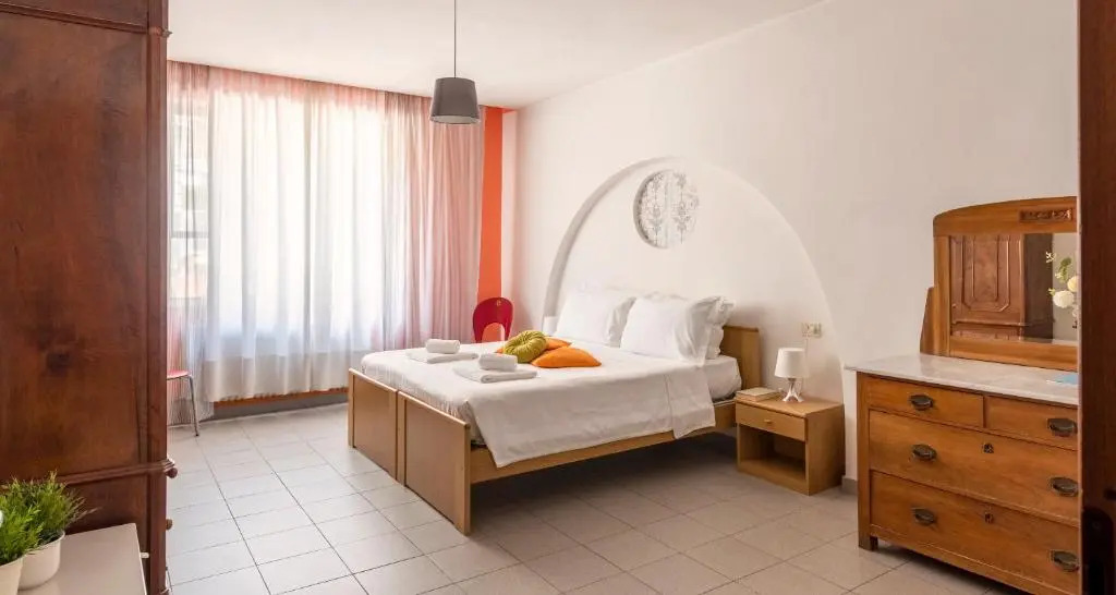 JOIVY Charming Flat Near Train Station