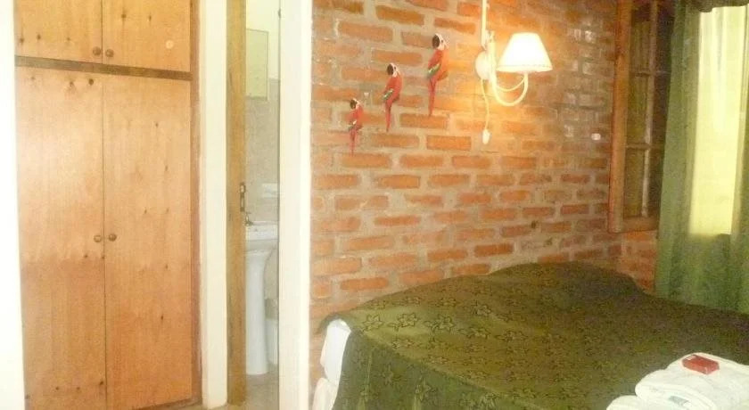 Residencial Azaleas Place Guest House