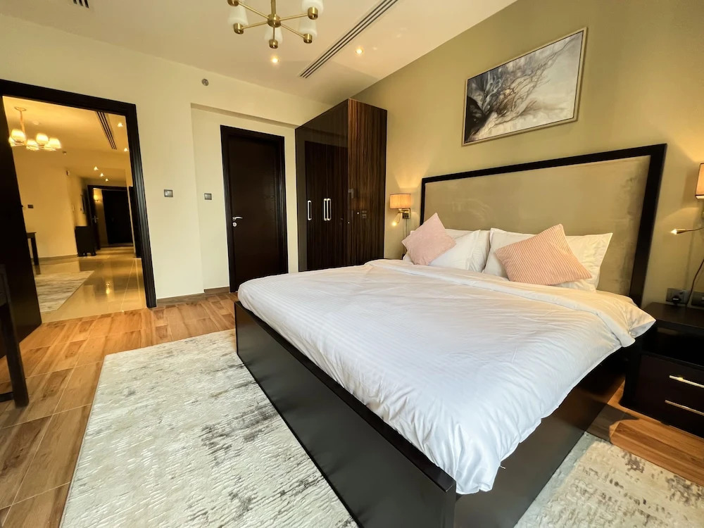 Unforgettable 1BR Burj Khalifa Views