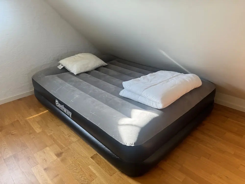 Modern 1-bedroom Apartment for 6 Near Kristianstad