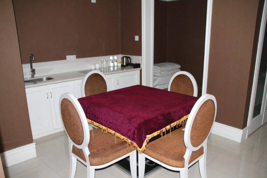 Wutongshanportofinohotels