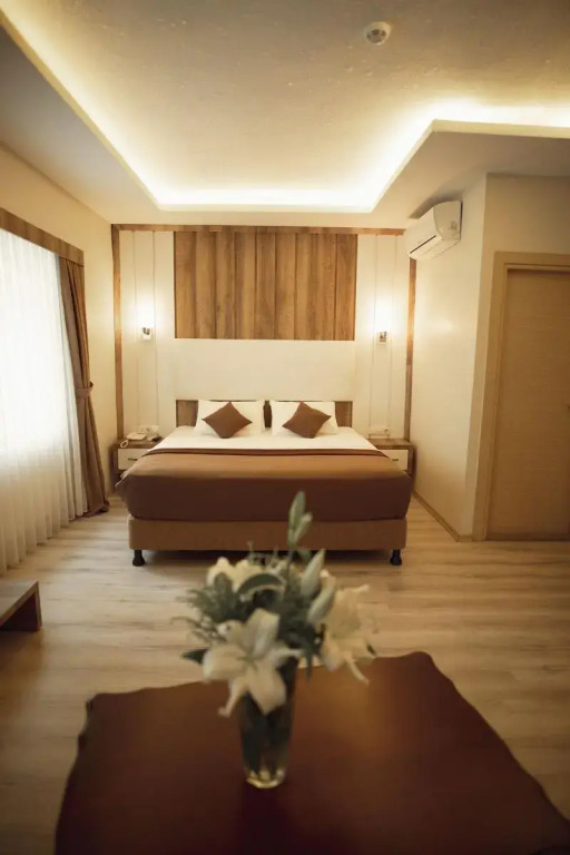 Line Suite Hotel