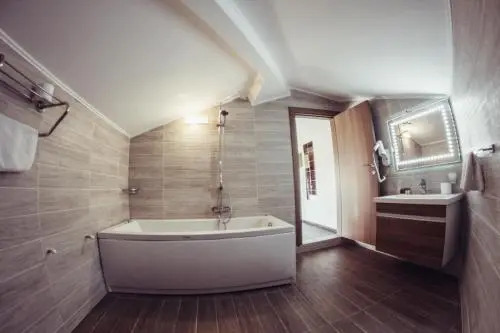 Rhebas Hotel