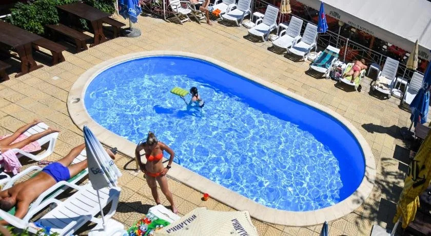 Laguna Family Hotel