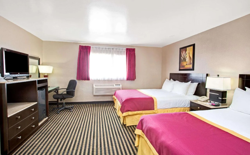 Ramada by Wyndham Marina del Rey