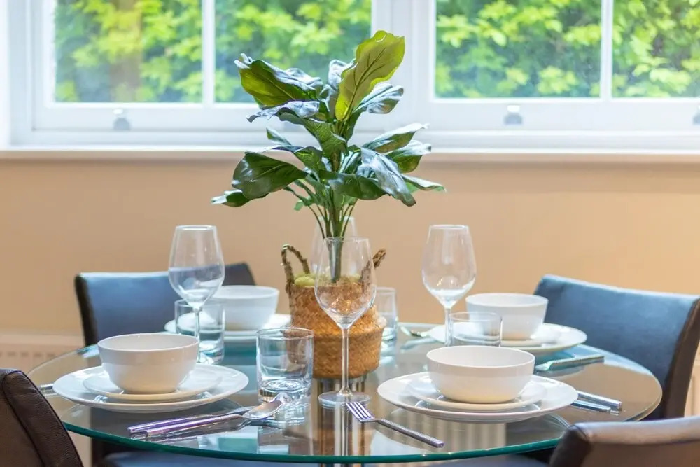 Two Bedroom Apartment in Hammersmith 201a, London