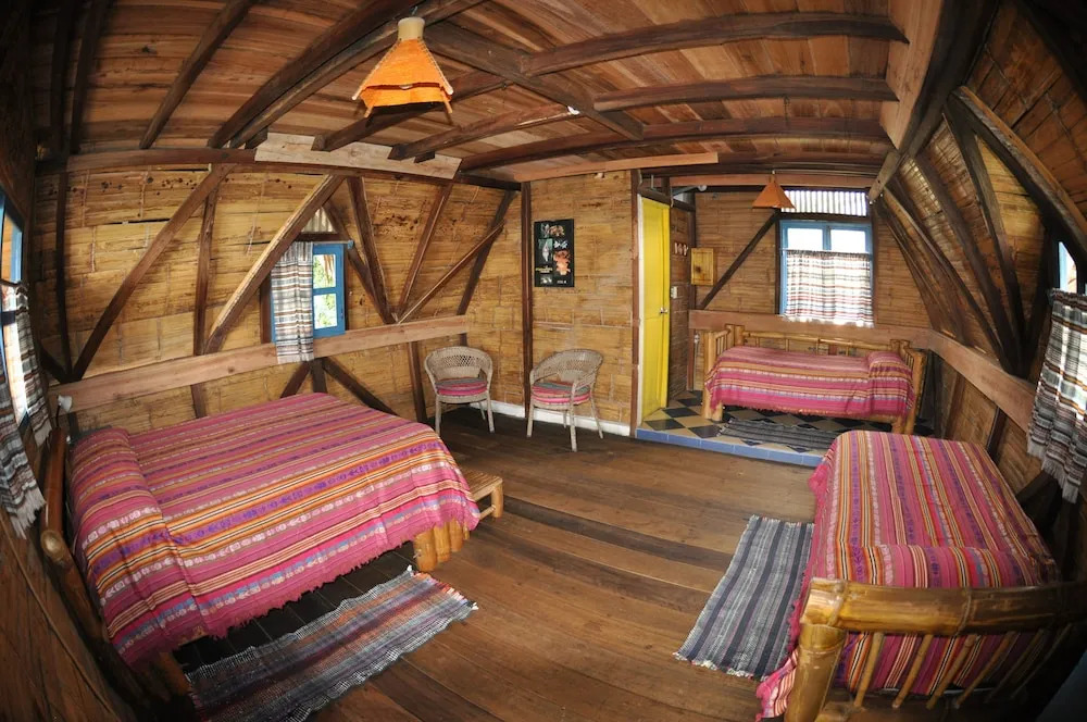 Azuluna Ecolodge