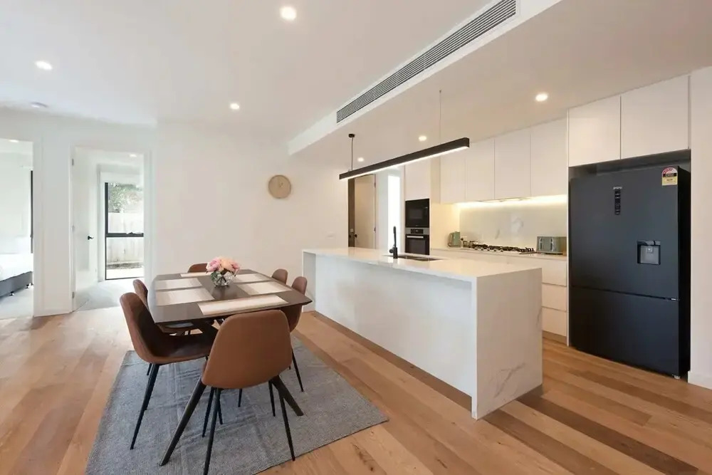 Modern 3BR Getaway next to Chadstone