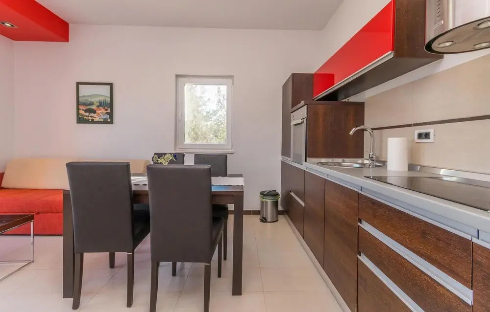 Beautiful Home in Veli Iz With 5 Bedrooms, Wifi and Outdoor Swimming Pool