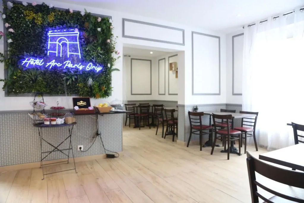 Hotel Arc Paris Porte dOrléans