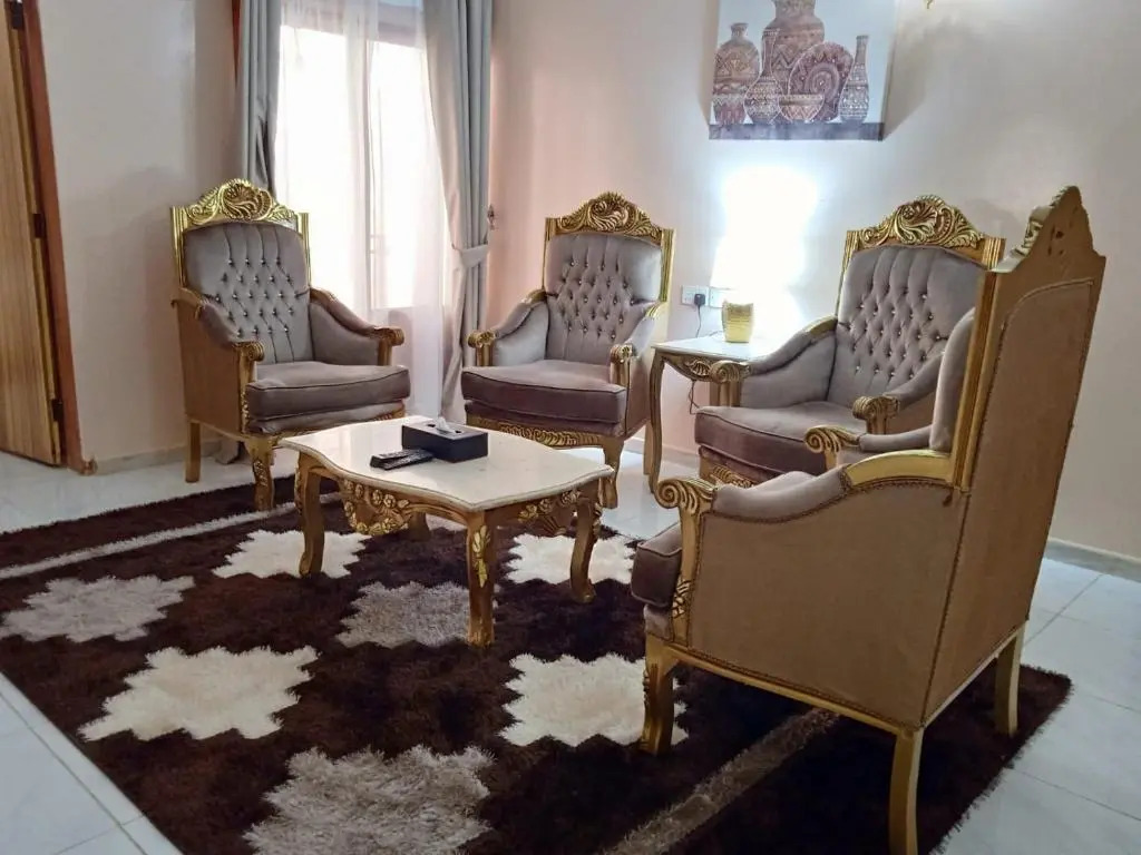 Riyam Hotel