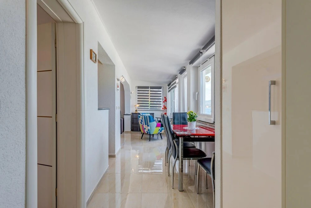 Apartments Marina