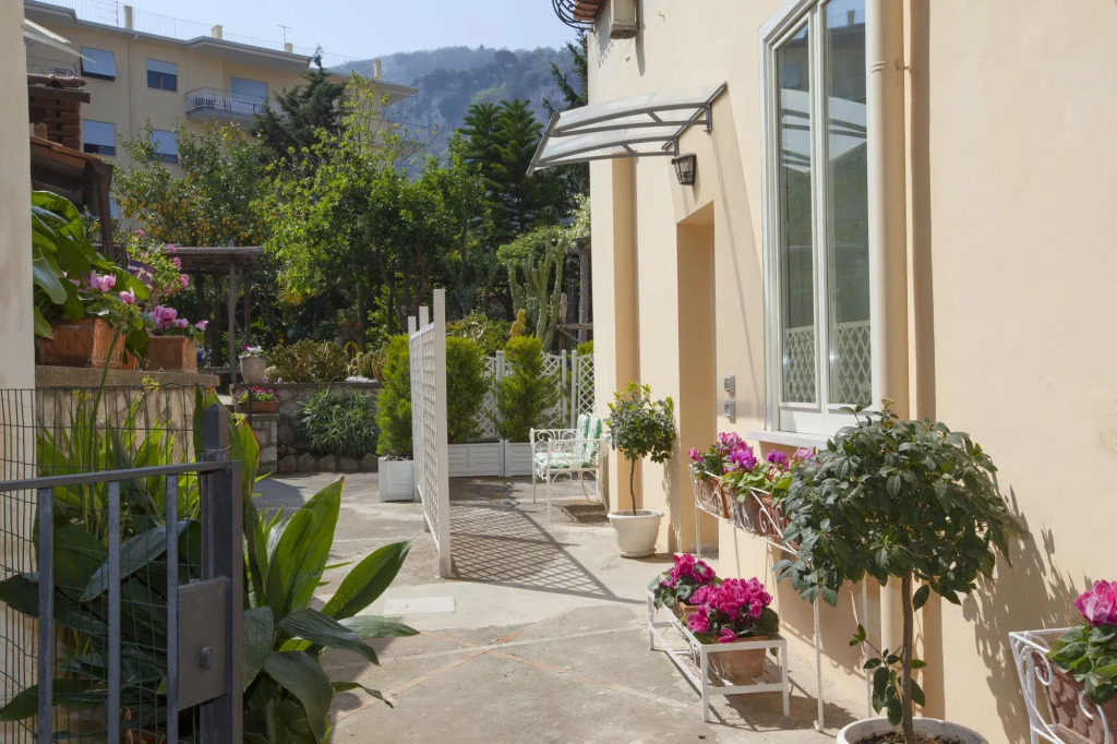 Dreaming Sorrento Suites