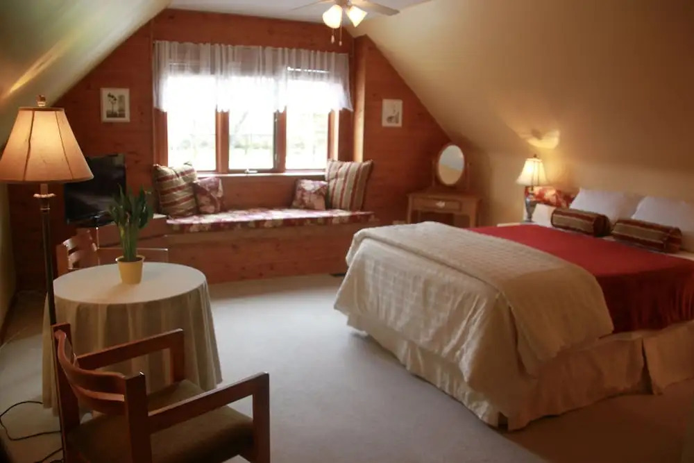 A Touch of Country Bed & Breakfast