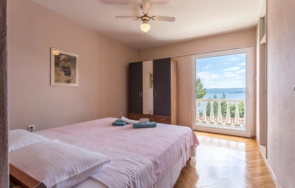 Gorgeous Home In Medici