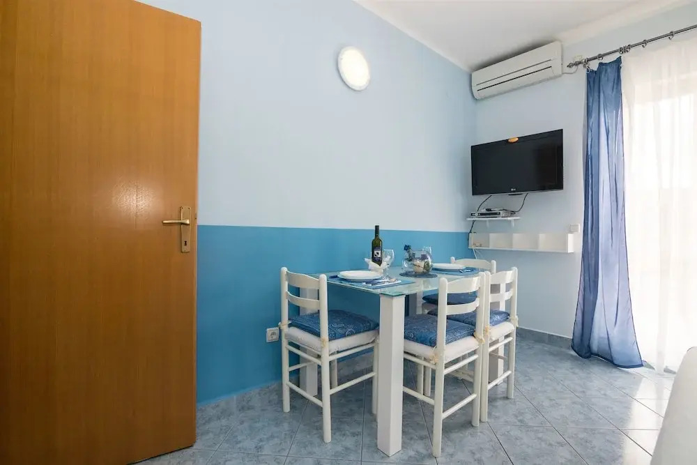 Apartments Mirjana