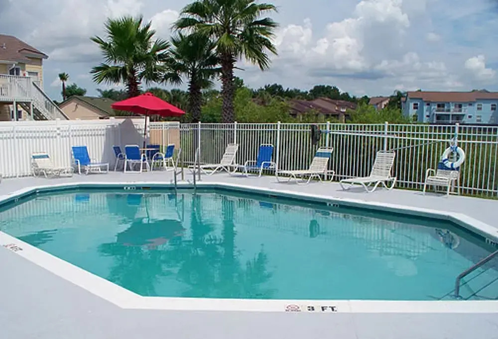 Near Disney: Mickeys Poolside Get Away Private Home