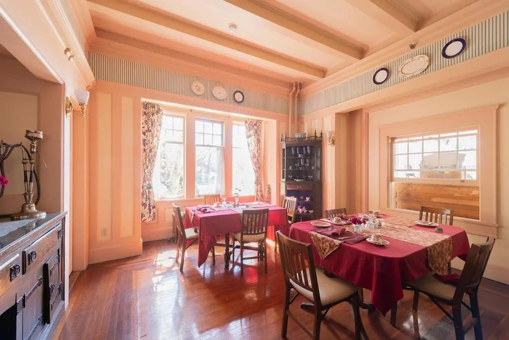 Beaconsfield Bed and Breakfast - Victoria