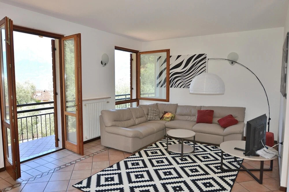 Villa Carducci - 6 Sleeps a c Villa in Pai di Torri del Benaco