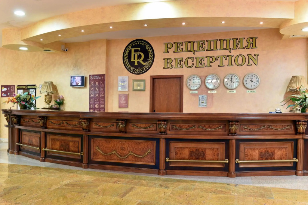 Estreya Residence Hotel